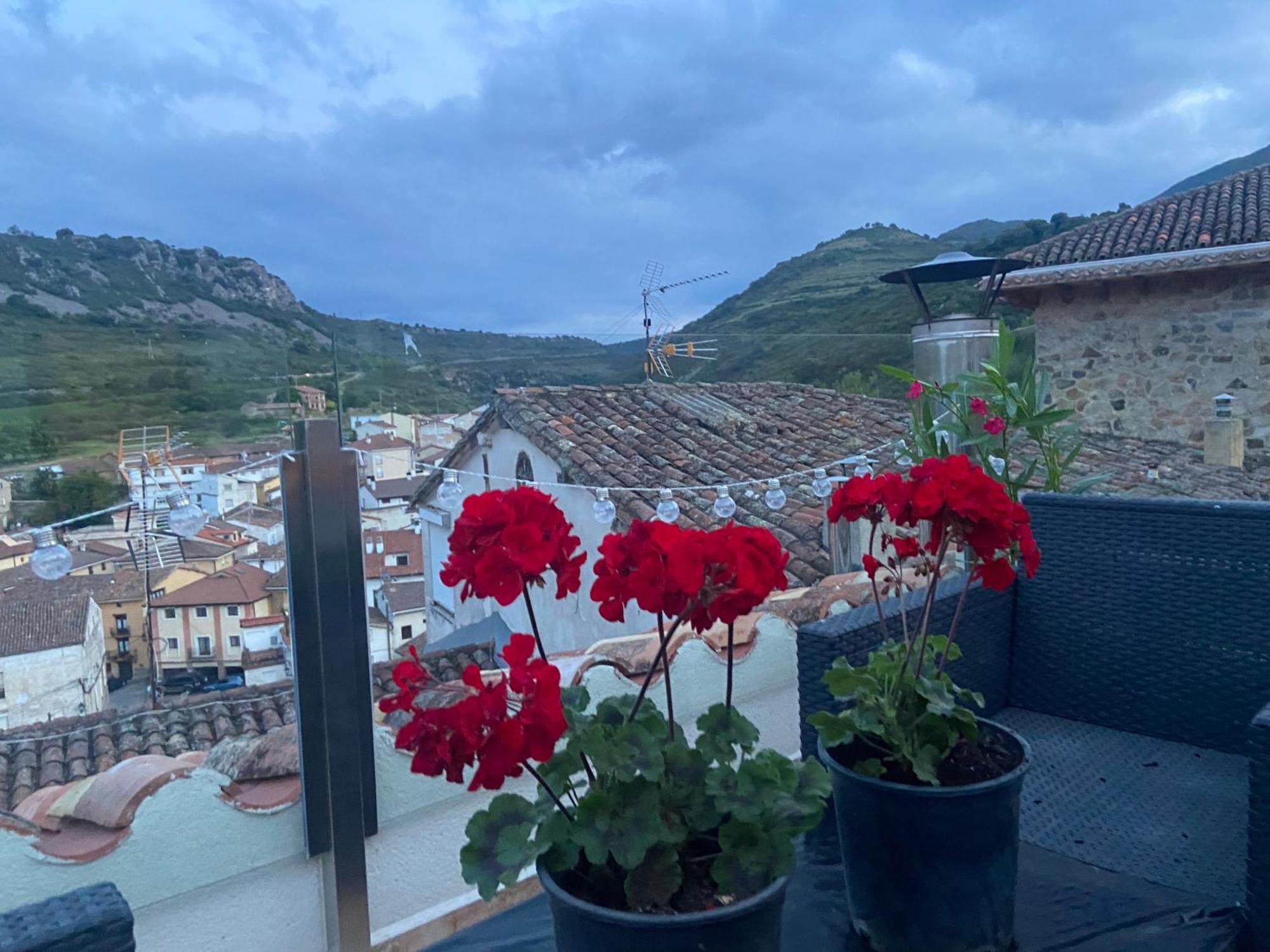 El Mirador De Mati Villa Torrecilla en Cameros Buitenkant foto